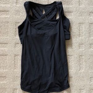 Lululemon top